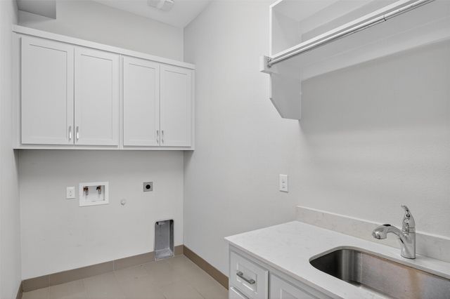 5328 Manett Street, Dallas, TX 75206
