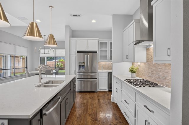 5328 Manett Street, Dallas, TX 75206