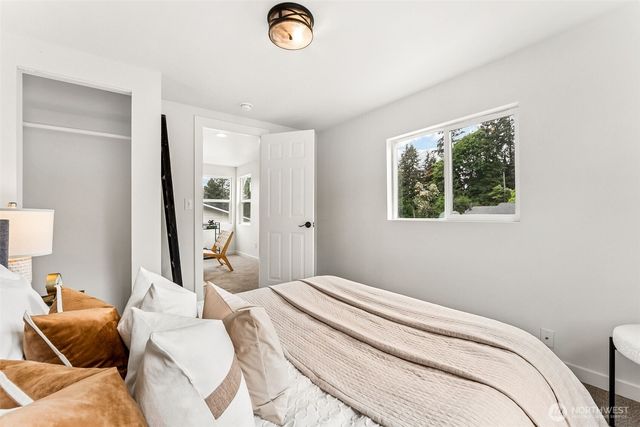 3142 Glendale Drive W, University Place, WA 98466
