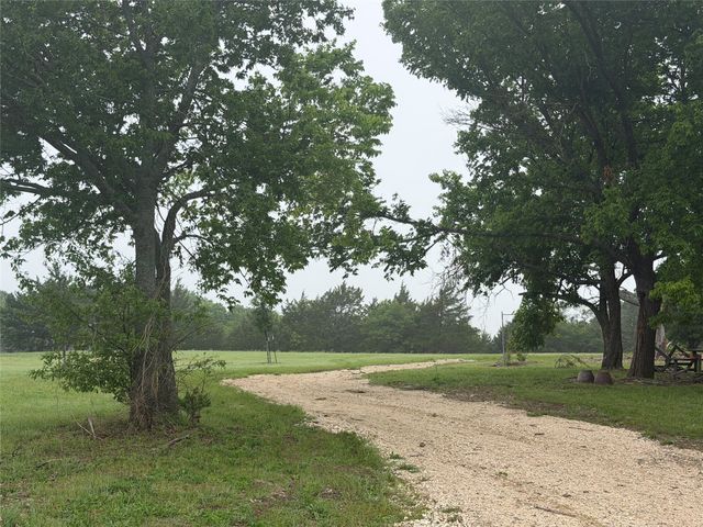 627 Homer Smith, Van Alstyne, TX 75491