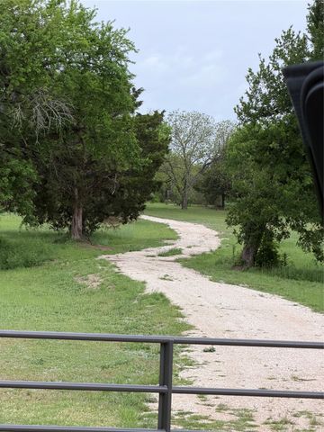 627 Homer Smith, Van Alstyne, TX 75491