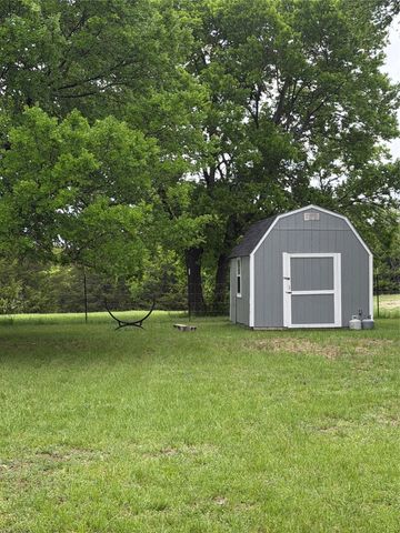 627 Homer Smith, Van Alstyne, TX 75491