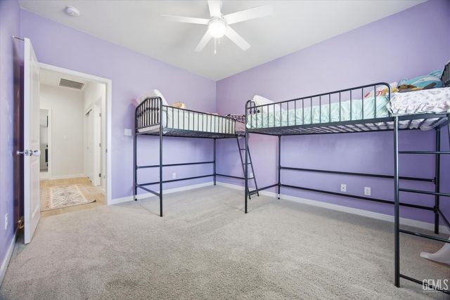 702 Menlo Court, Bakersfield, CA 93314