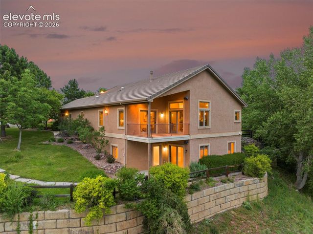 2425 Mesa Crest Grove, Colorado Springs, CO 80904