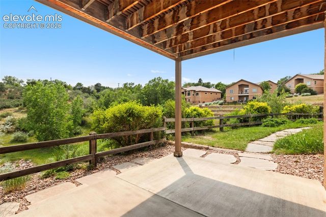 2425 Mesa Crest Grove, Colorado Springs, CO 80904