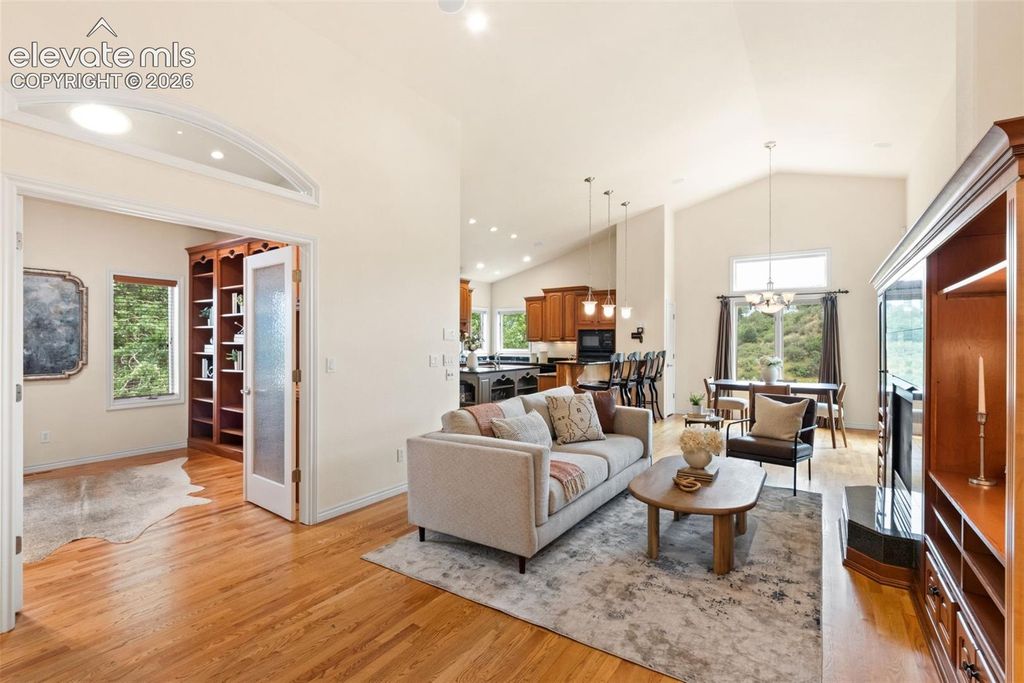 2425 Mesa Crest Grove, Colorado Springs, CO 80904 — photo 5