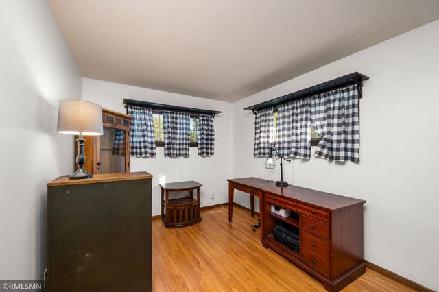 3800 Gettysburg Avenue N, New Hope, MN 55427