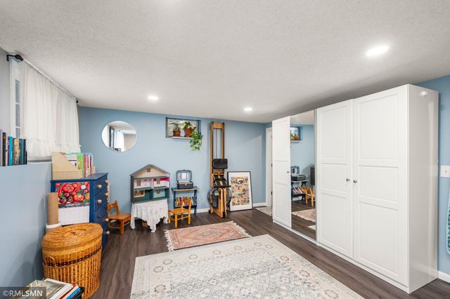 3800 Gettysburg Avenue N, New Hope, MN 55427