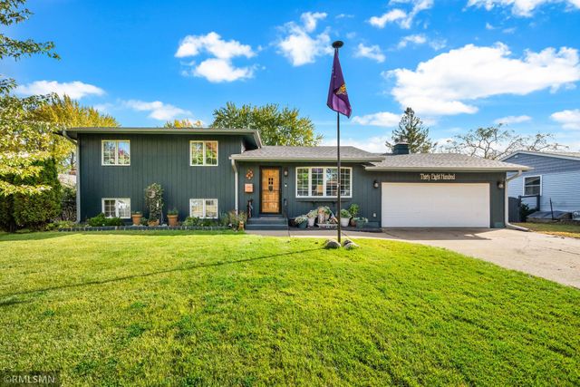 3800 Gettysburg Avenue N, New Hope, MN 55427