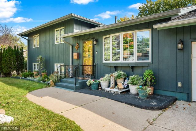 3800 Gettysburg Avenue N, New Hope, MN 55427