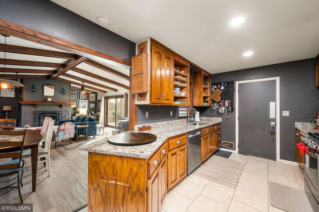 3800 Gettysburg Avenue N, New Hope, MN 55427