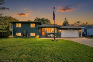 3800 Gettysburg Avenue N, New Hope, MN 55427