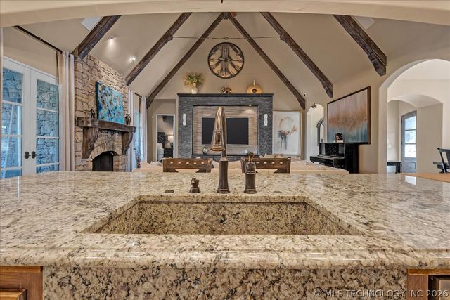 10616 S Forest Avenue, Jenks, OK 74037