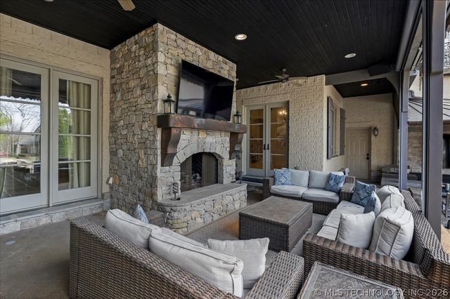 10616 S Forest Avenue, Jenks, OK 74037