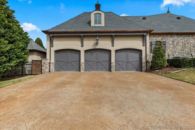 10616 S Forest Avenue, Jenks, OK 74037