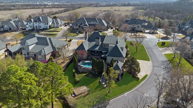 10616 S Forest Avenue, Jenks, OK 74037