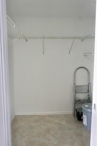 2400 Presidential Way 2002, West Palm Beach, FL 33401