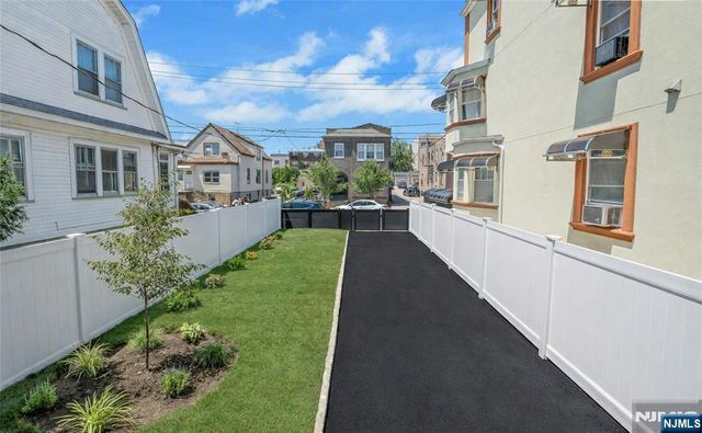 54 Hamilton Avenue, Fairview, NJ 07022