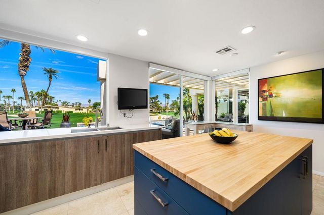 75540 Vista Del Rey, Indian Wells, CA 92210