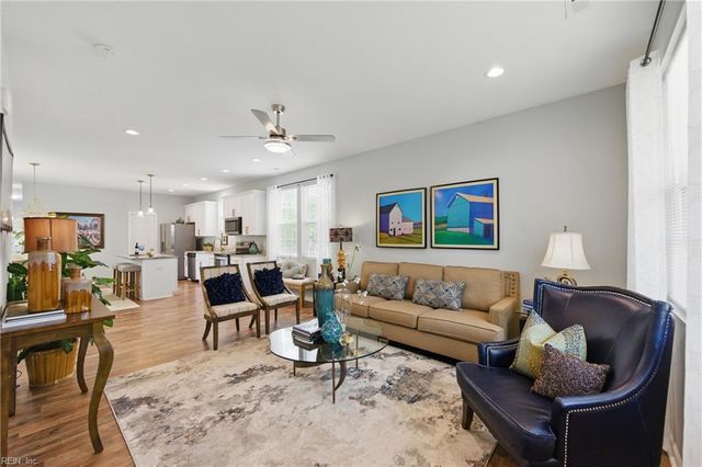 1900 County ST, Portsmouth, VA 23704