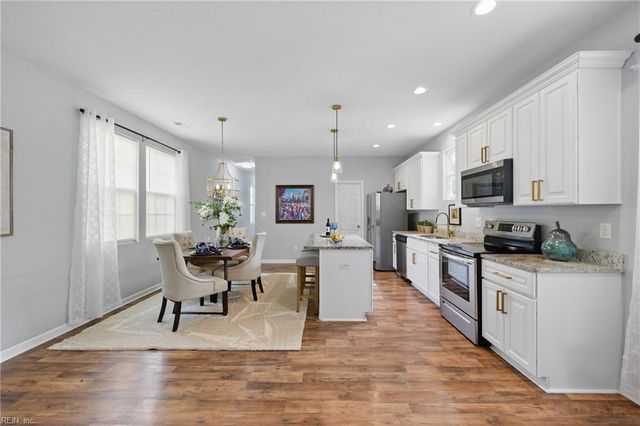 1900 County ST, Portsmouth, VA 23704