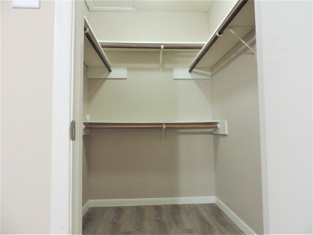 10555 Turtlewood Court 1105, Houston, TX 77072