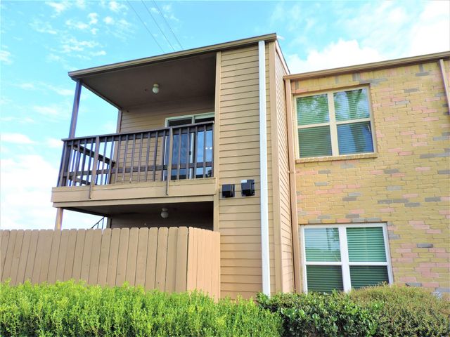 10555 Turtlewood Court 1105, Houston, TX 77072
