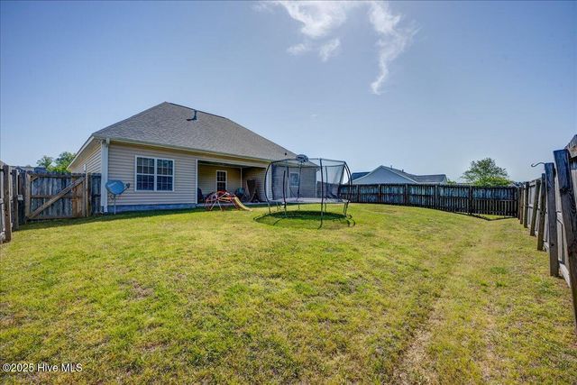 115 Kenmore Court, New Bern, NC 28560