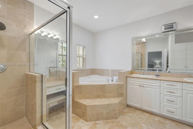 18450 NE 30th place, Aventura, FL 33160