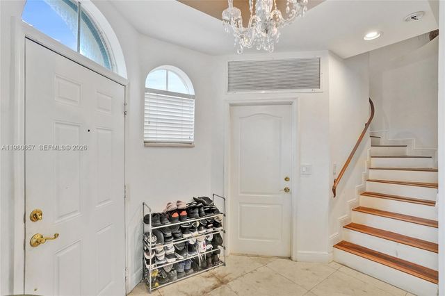 18450 NE 30th place 18450, Aventura, FL 33160