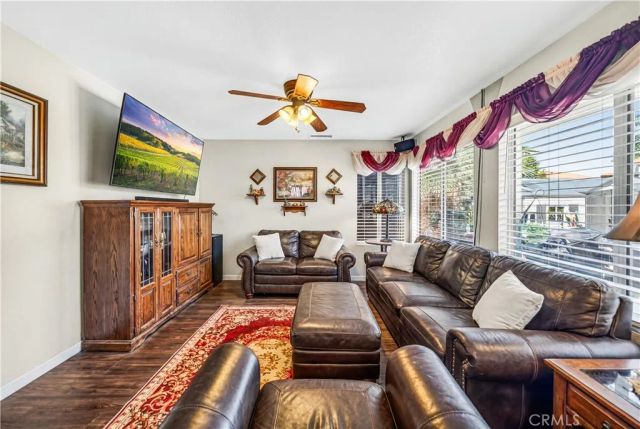 676 Fuchsia Lane, Perris, CA 92571