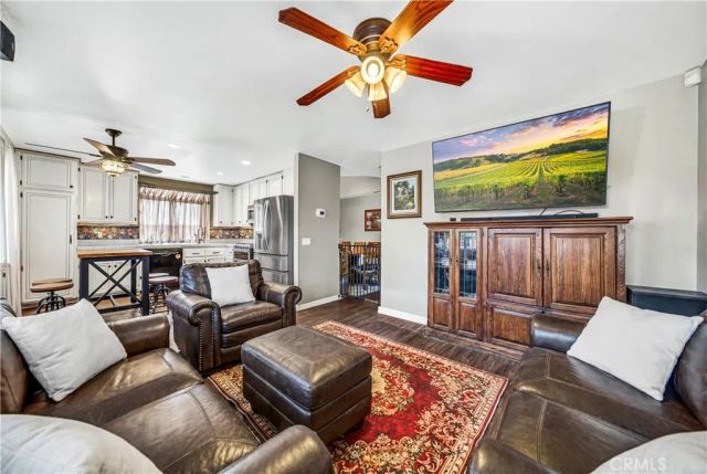 676 Fuchsia Lane, Perris, CA 92571