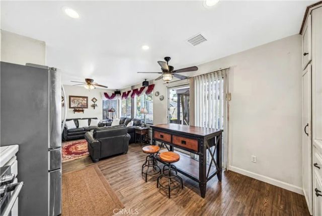 676 Fuchsia Lane, Perris, CA 92571