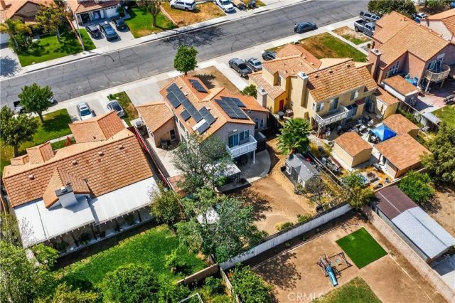 676 Fuchsia Lane, Perris, CA 92571