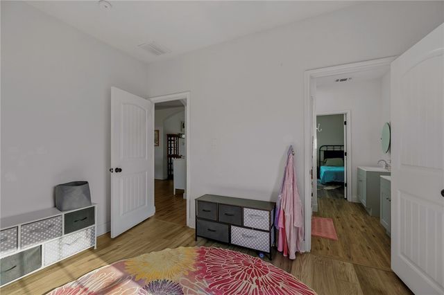 105 Hidden Haven, Floresville, TX 78114