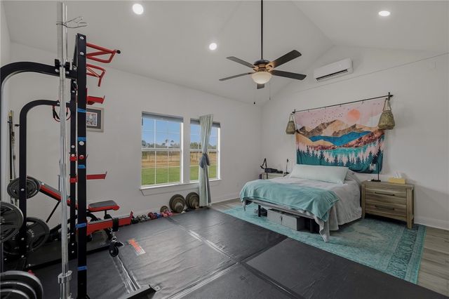 105 Hidden Haven, Floresville, TX 78114