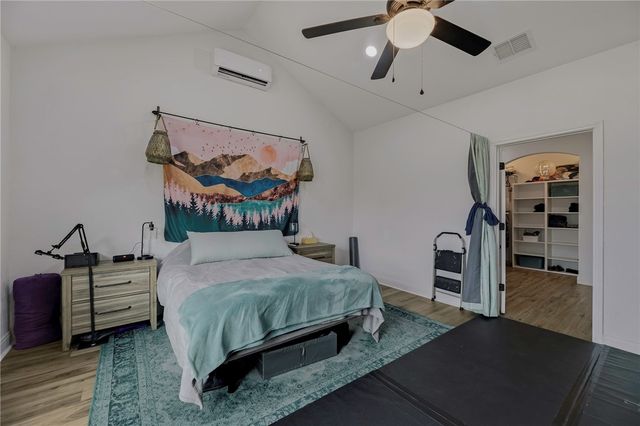 105 Hidden Haven, Floresville, TX 78114