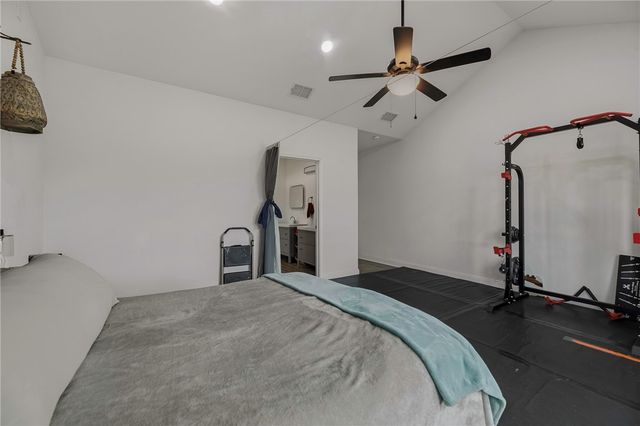 105 Hidden Haven, Floresville, TX 78114