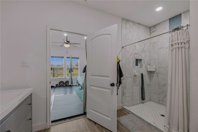 105 Hidden Haven, Floresville, TX 78114