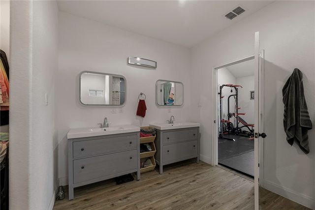 105 Hidden Haven, Floresville, TX 78114