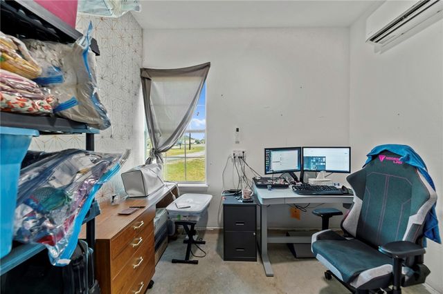 105 Hidden Haven, Floresville, TX 78114