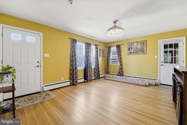 711 POPLAR ST, Sharon Hill, PA 19079