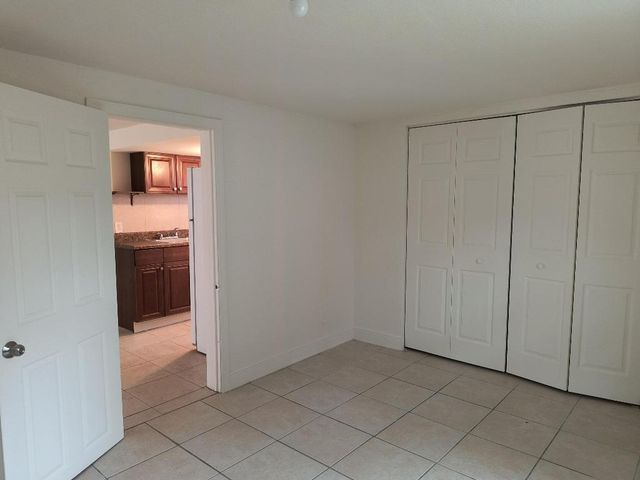 1007 S E Street A, Lake Worth Beach, FL 33460