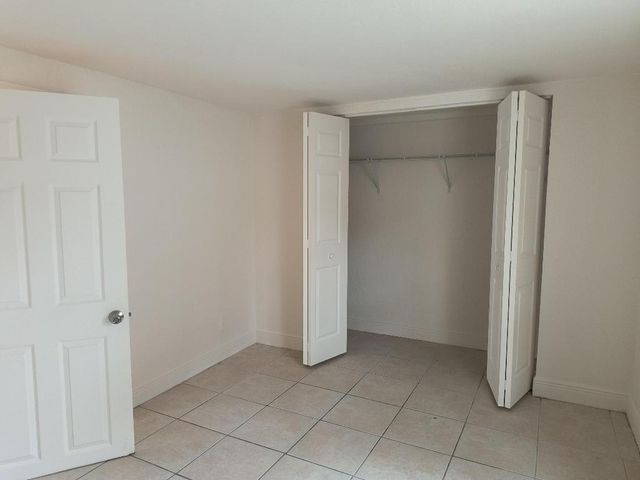 1007 S E Street A, Lake Worth Beach, FL 33460