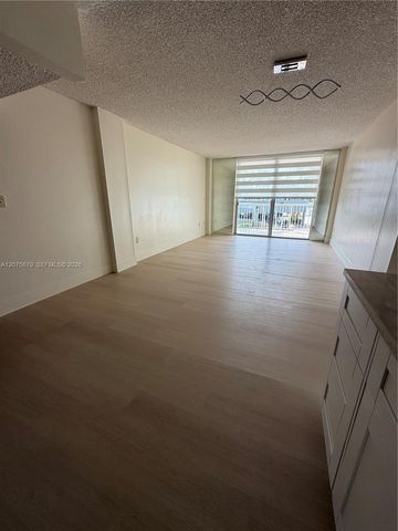 1800 NW 24th Avenue 220, Miami, FL 33125