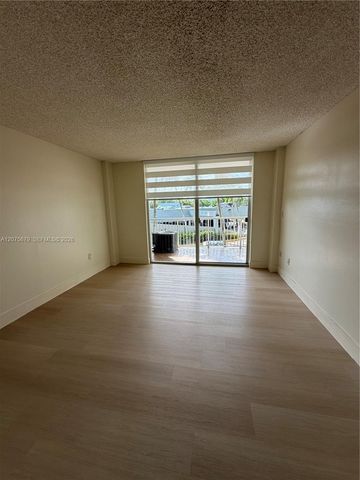1800 NW 24th Avenue 220, Miami, FL 33125