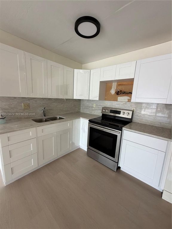 1800 NW 24th Avenue 220, Miami, FL 33125