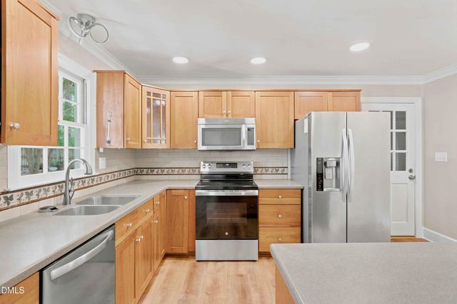 2221 Brisbayne Circle, Raleigh, NC 27615