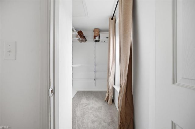 1217 Cedar Mill SQ, Chesapeake, VA 23320