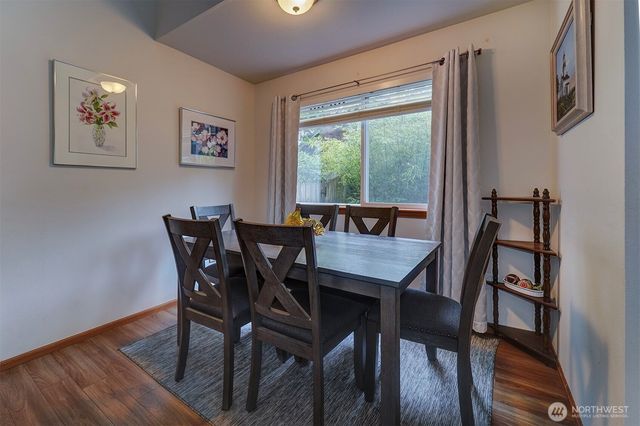 22035 Sea Vista NE, Poulsbo, WA 98370